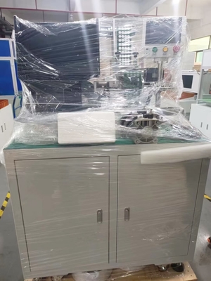 Máquina automática de adesão de papel de isolamento por bateria cilíndrica Alta eficiência