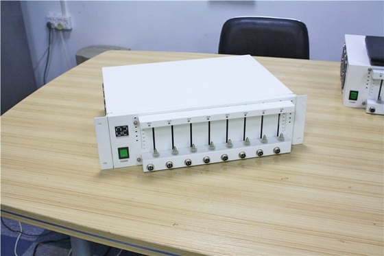 32650 máquina de formação e de classificação da pilha cilíndrica do verificador 18650 da capacidade da bateria de teste