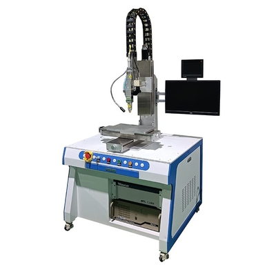Máquina de soldadura do laser de 1500 watts, 4 conector de With QBH do soldador do ponto de laser da linha central