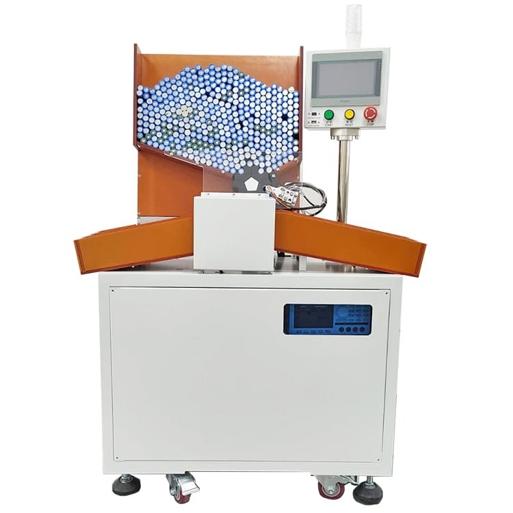 Máquina de classificação de bateria cilíndrica automática de 5 canais para fabricação de embalagens de bateria