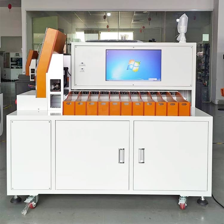 18650 26650 32650 canal de Ion Battery Sorting Machine Automatic 11 do lítio do cilindro