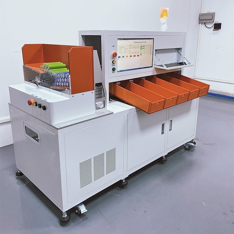 Máquina de classificação da bateria de 5 canais para a pilha 132130 32140 33130 33140 cilíndrica