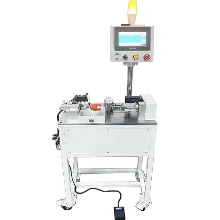A embalagem do PVC remove Sleeving decola a máquina para a pilha de bateria 18650 26650 21700