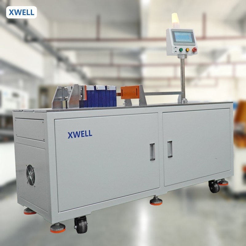 Máquina de Empilhamento de Células de Bateria Prismáticas Controlada por CLP com Servomotor