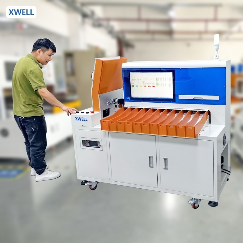Máquina de triagem de baterias automática 11 canais IR Voltage Cell Sorter For Cylindrical Battery Pack18650 21700